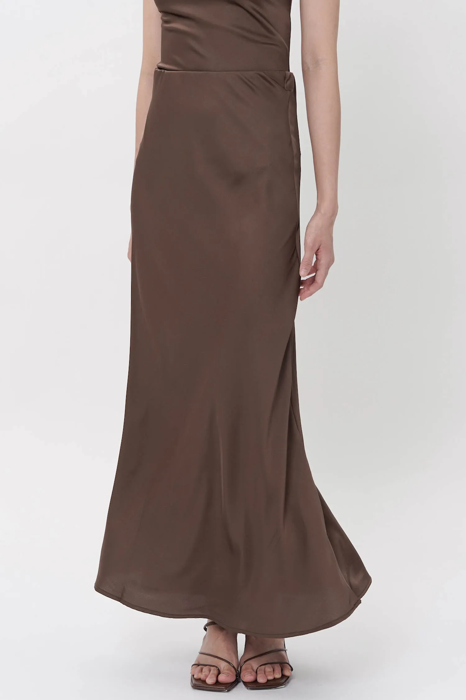 Alonda Maxi Satin Skirt In Espresso