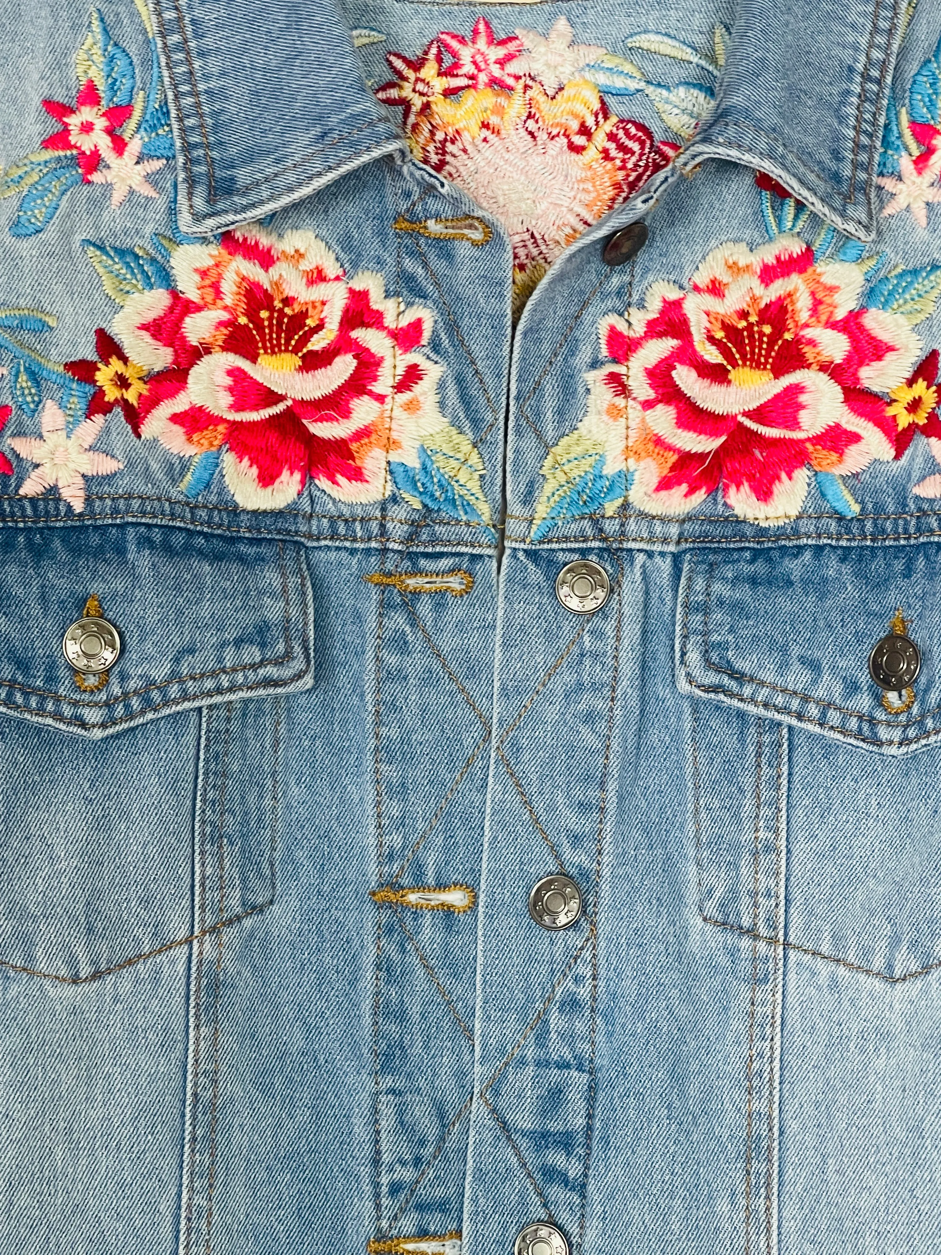 Calm Boho Chic Embroidered Denim Jacket