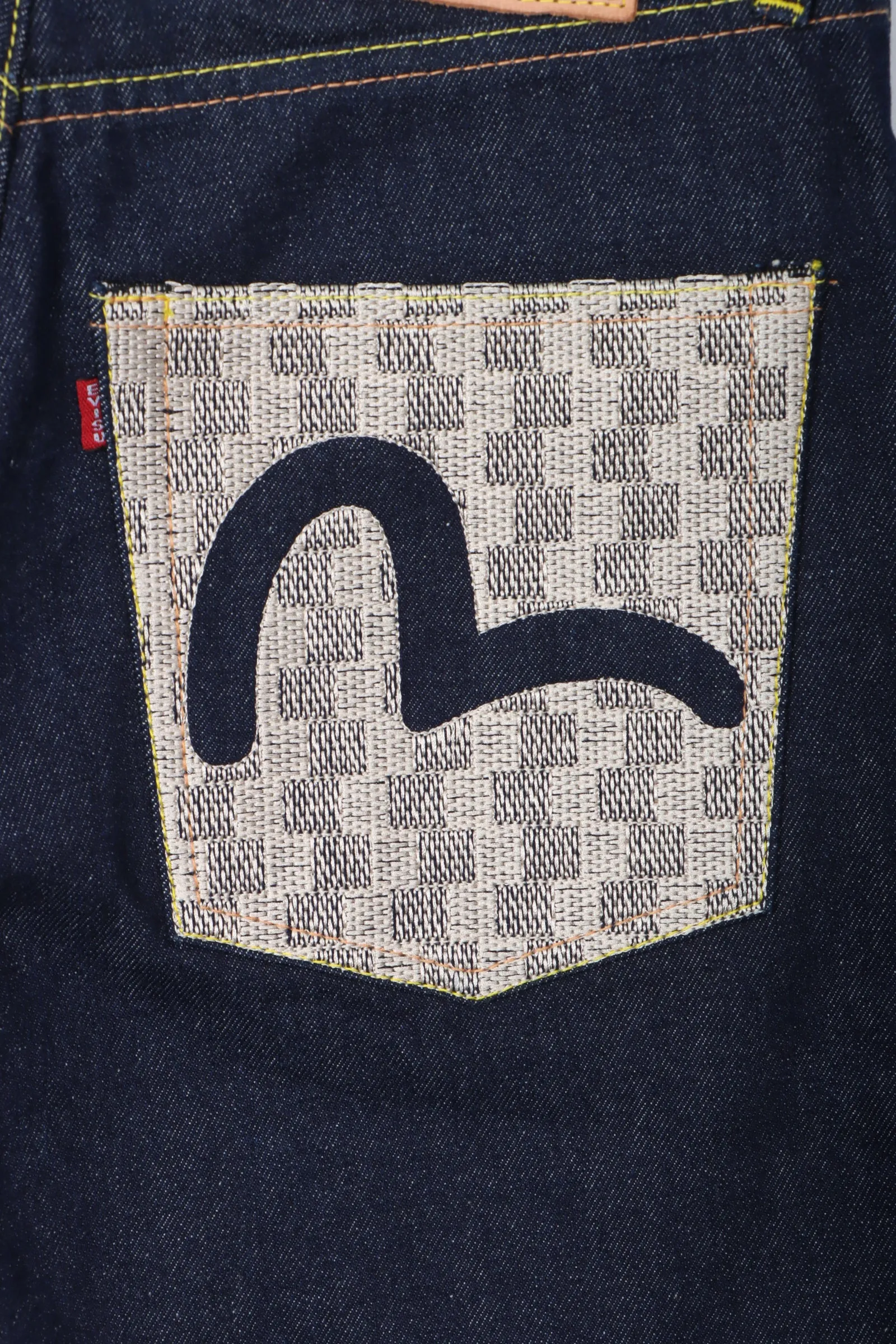 EVISU Seagull Logo Embroidered Checker Pockets Y2K Jeans (30)