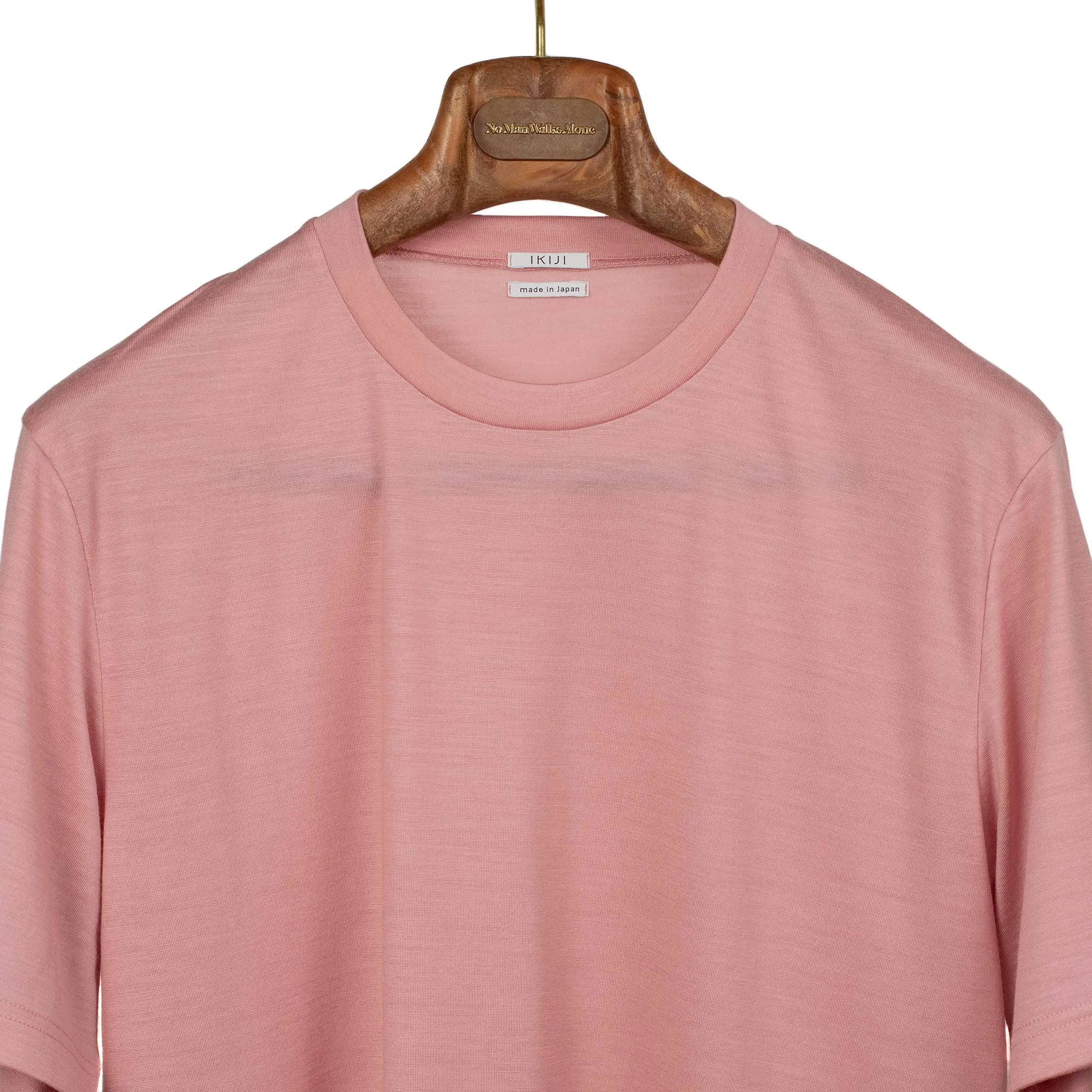 Short-sleeve t-shirt in light pink washable wool jersey